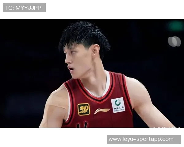 曾凡博在中国赛表现平平被篮网裁掉10分钟无得分仅有1次抢断