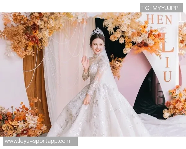 郎才女貌情深似海段刘愚妻子分享甜蜜合照庆祝六周年纪念日