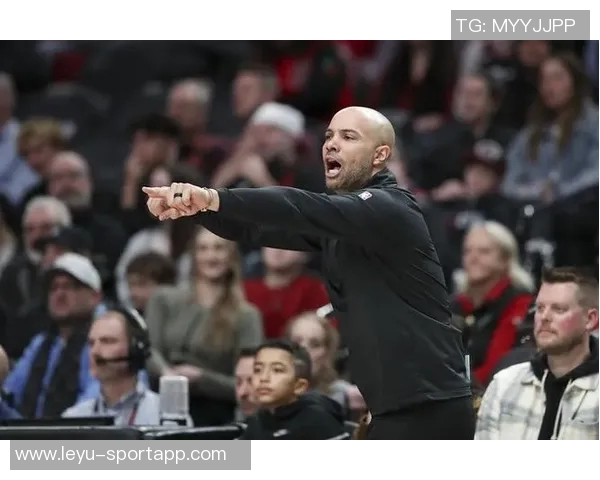 联盟两队开局至今未尝胜绩鹈鹕0胜6负篮网0胜5负困境显著